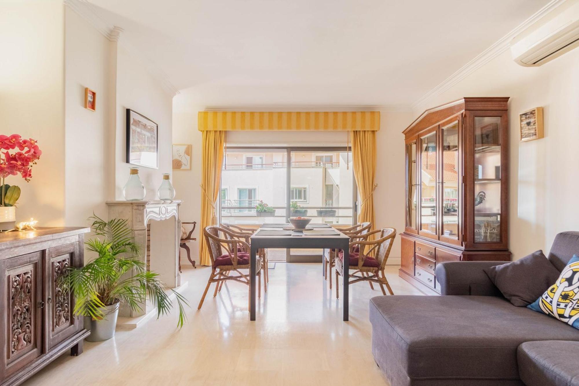 Central Cascais Apartment With Private Parking Exteriér fotografie