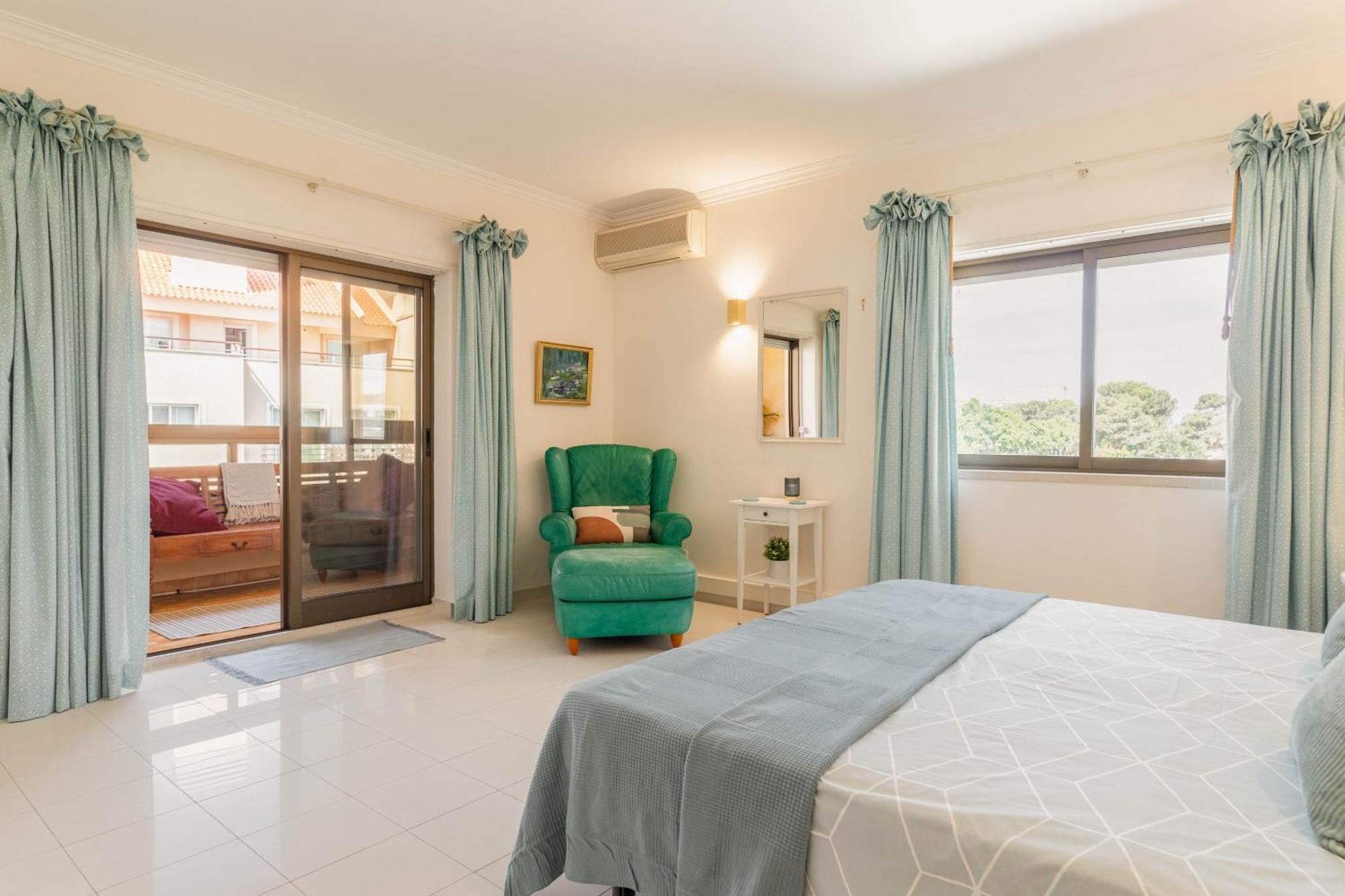Central Cascais Apartment With Private Parking Exteriér fotografie